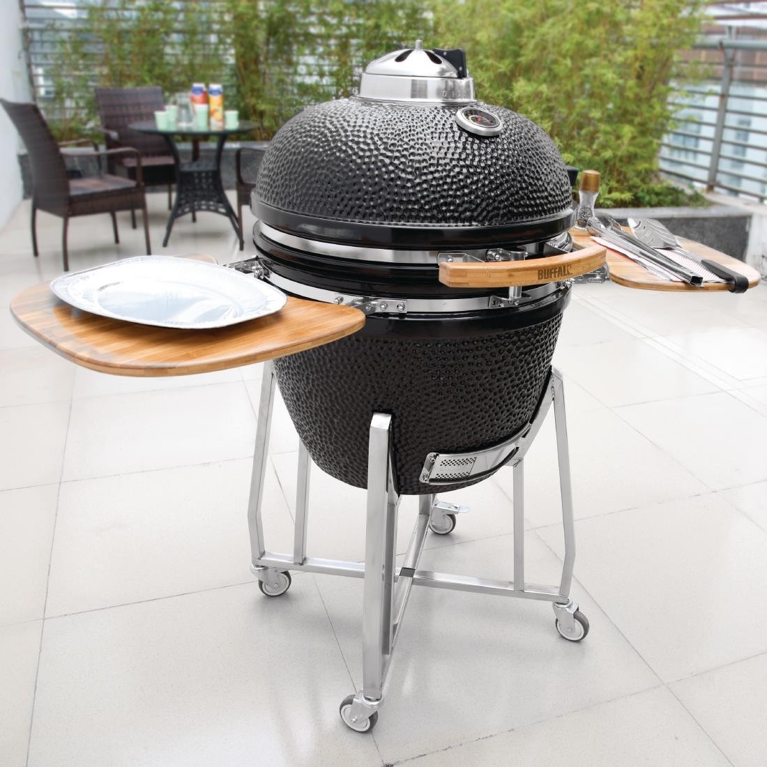  Buffalo Barbecue kamado sur chariot avec tablettes Buffalo 