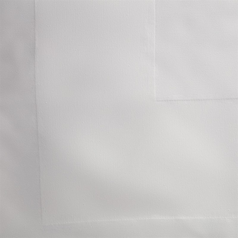  Mitre Luxury Nappe blanche bande de satin 1370 x 2280mm 